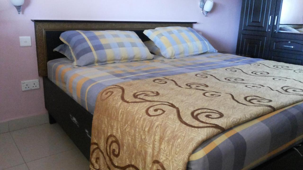 Palema Crown Hotel Gulu ภายนอก รูปภาพ