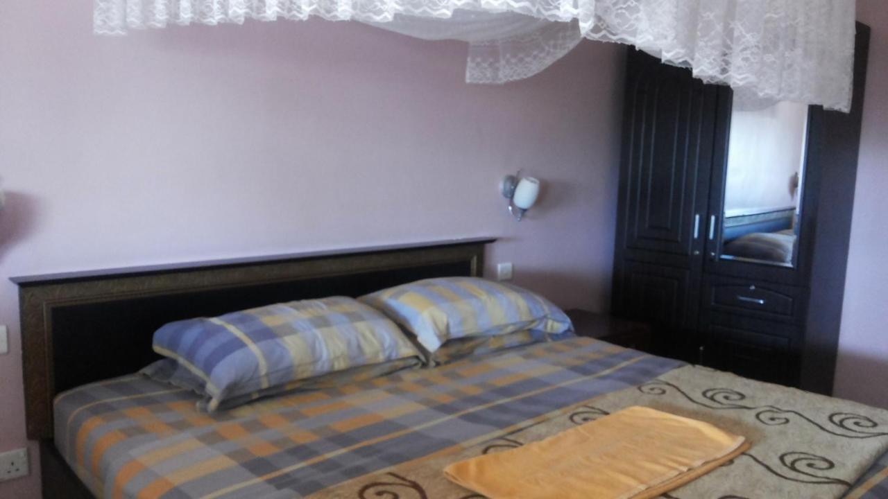 Palema Crown Hotel Gulu ภายนอก รูปภาพ