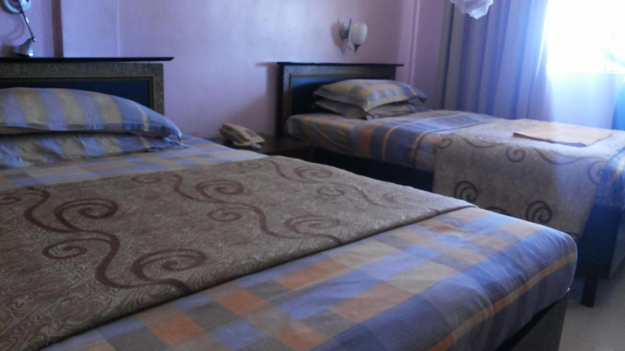 Palema Crown Hotel Gulu ภายนอก รูปภาพ